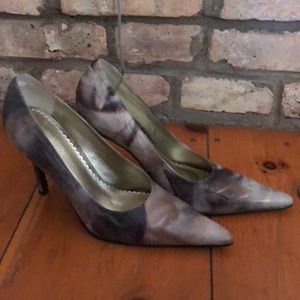Luichiny High heeled pumps. Size 9